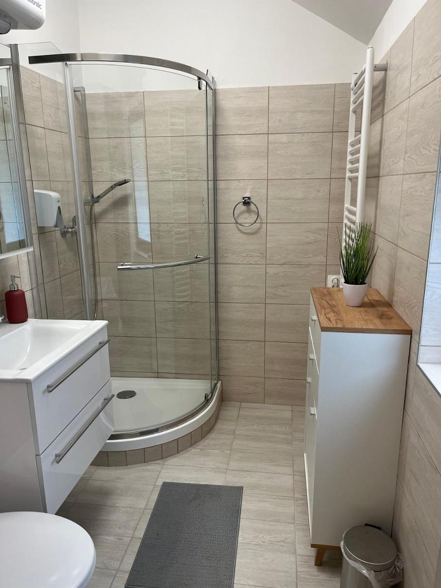 FotSzent Benedek Apartman公寓 外观 照片