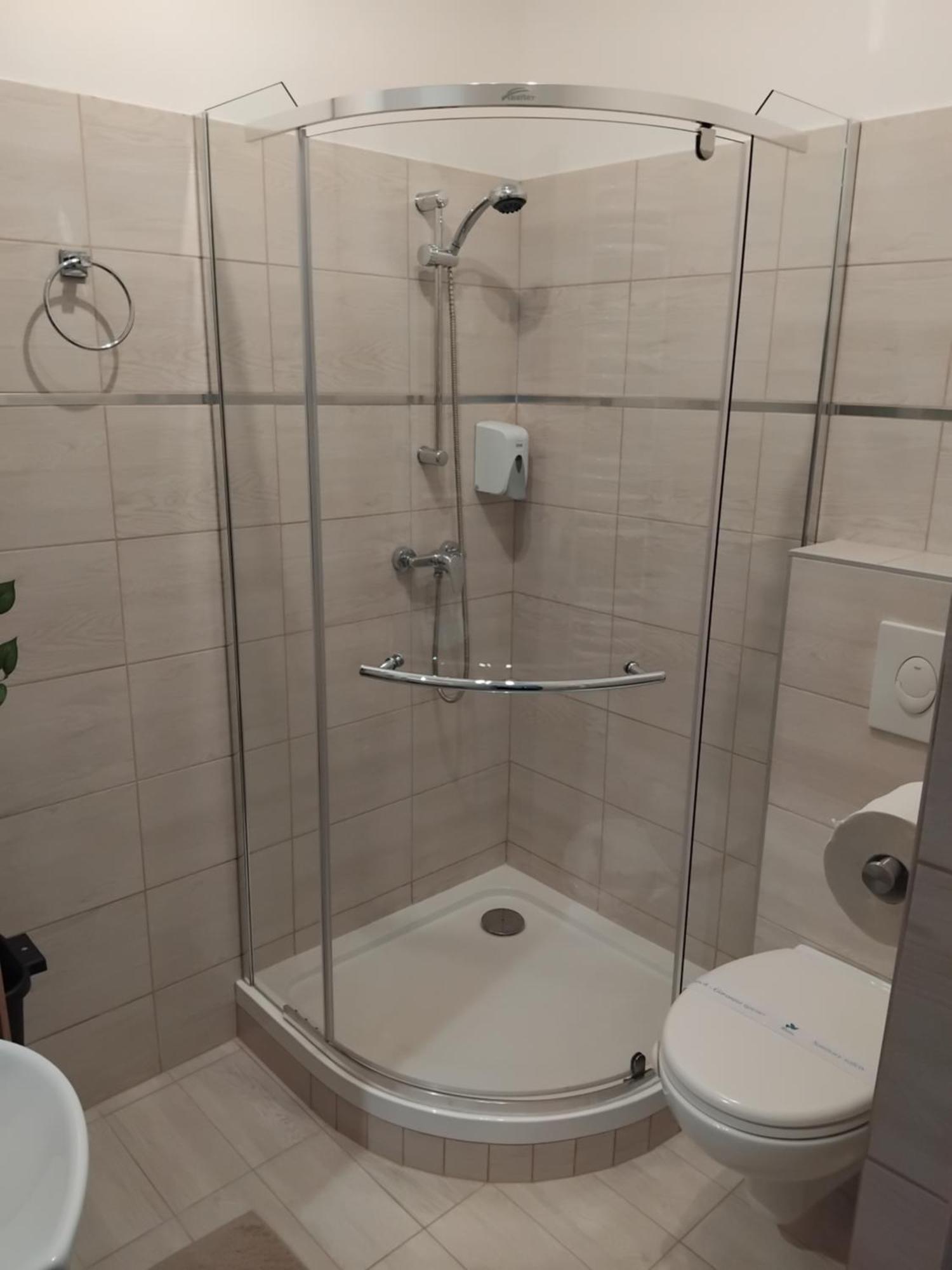 FotSzent Benedek Apartman公寓 外观 照片