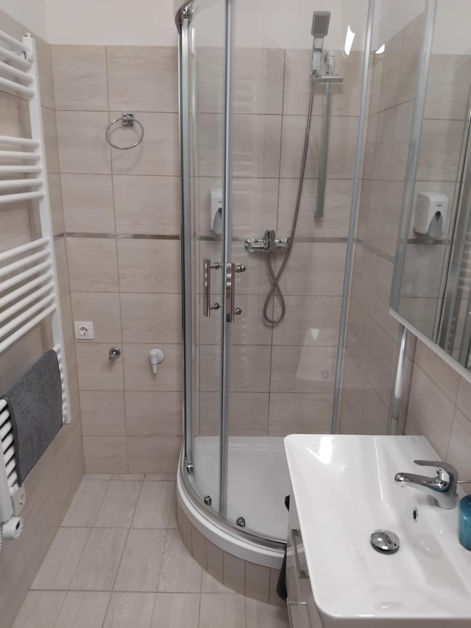 FotSzent Benedek Apartman公寓 外观 照片