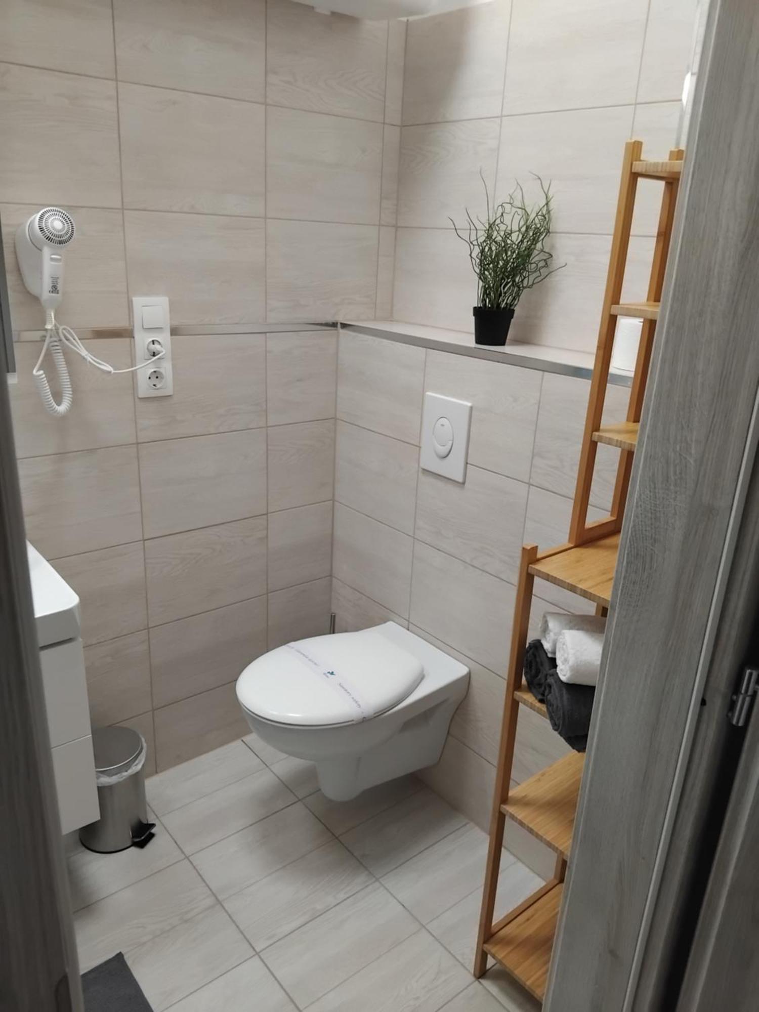 FotSzent Benedek Apartman公寓 外观 照片