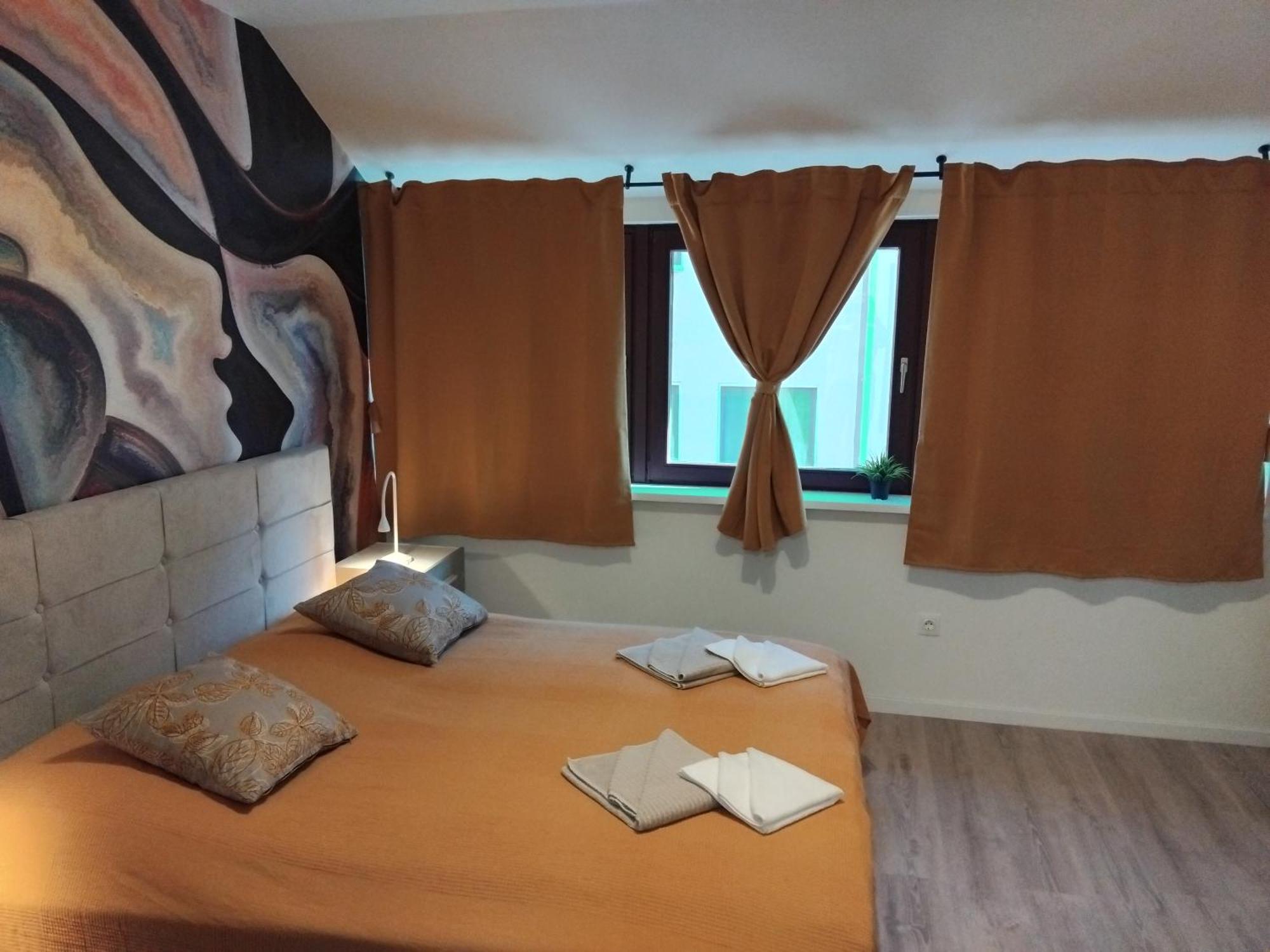 FotSzent Benedek Apartman公寓 外观 照片